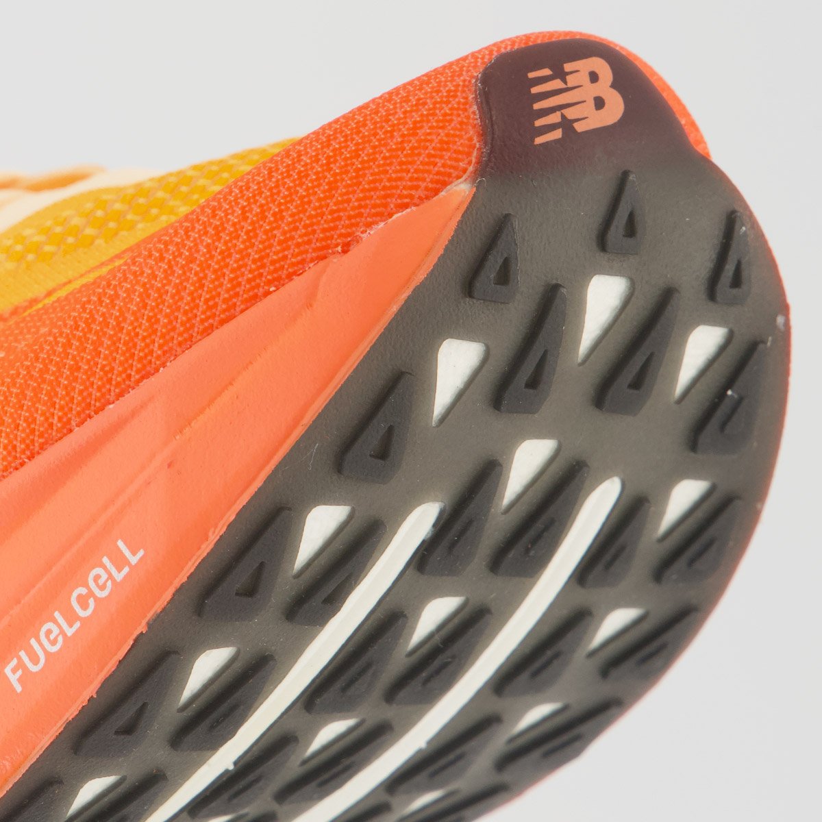 Tênis New Balance Fuelcell Supercomp Elite V5 Laranja e Vermelho Laranja/Vermelho 8