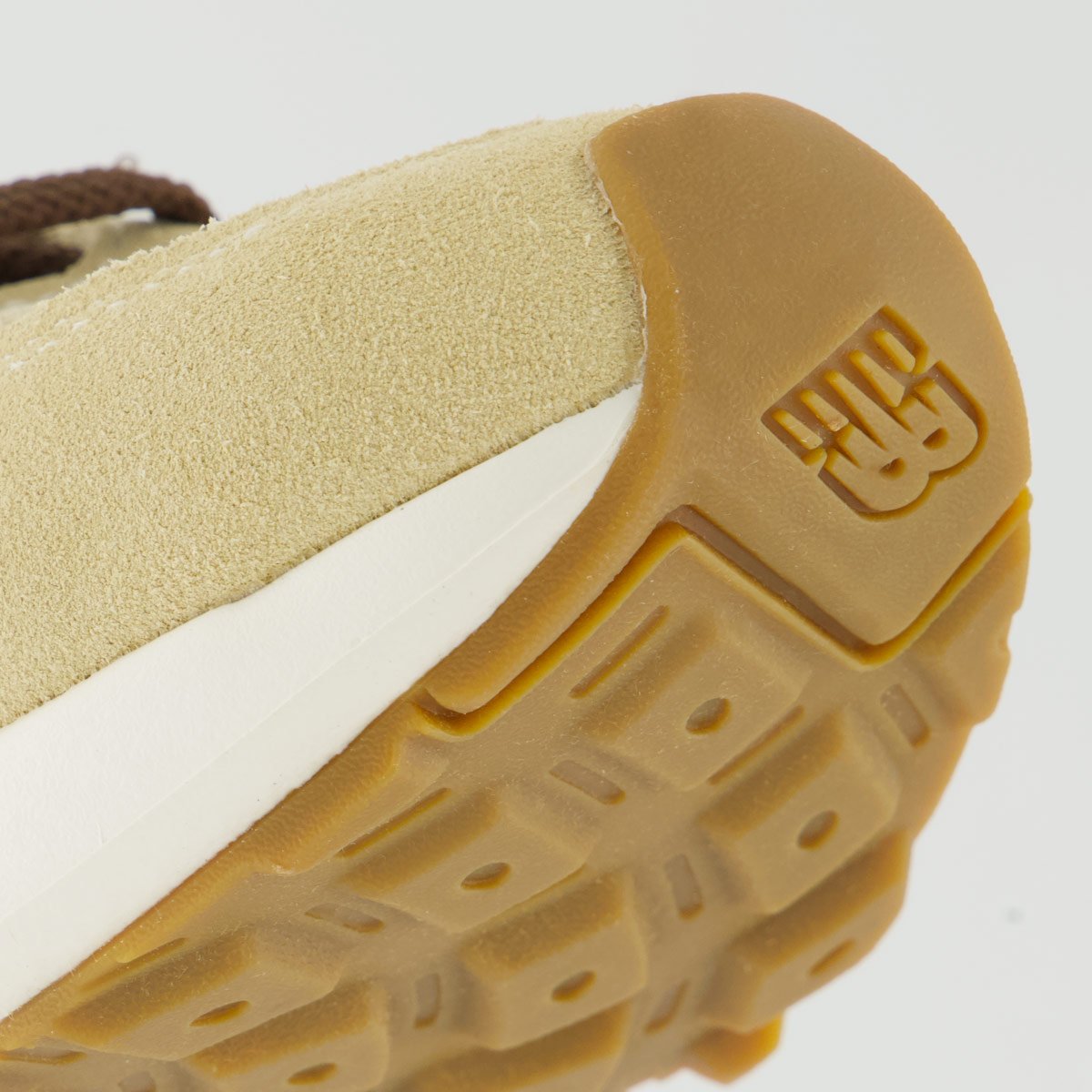 Tênis New Balance 370V1 Bege e Marrom Bege/Marrom 8