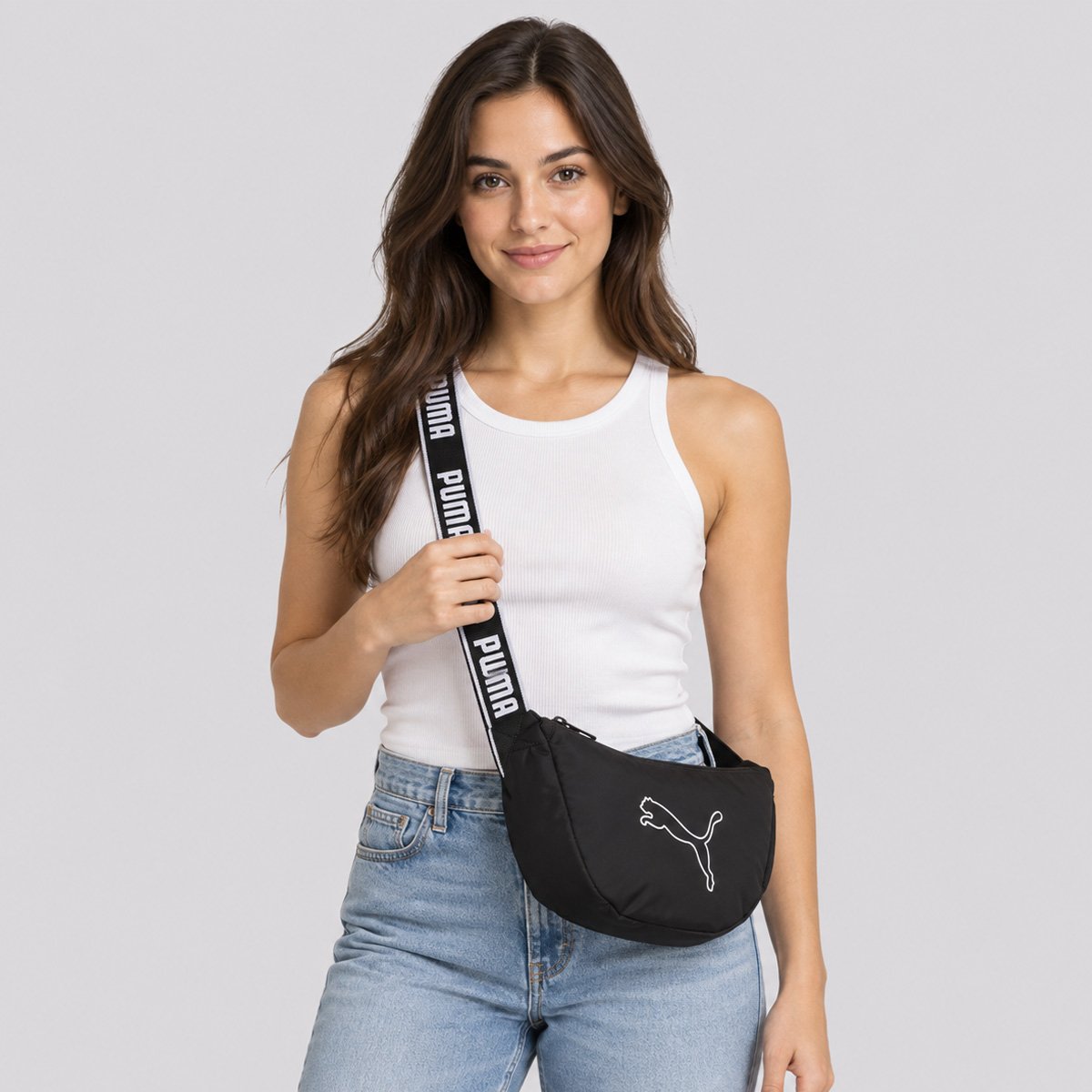 Bolsa Puma Base Half Moon Bag Preta