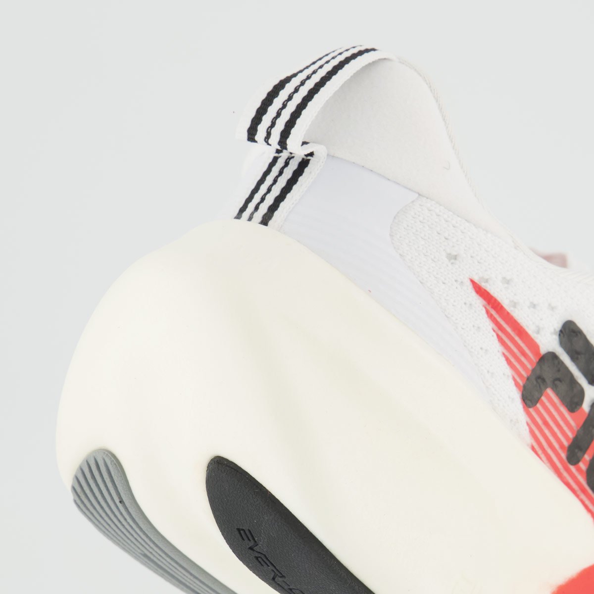 Tênis Fila Speedzone 2 Feminino Branco e Laranja Branco/Laranja 6
