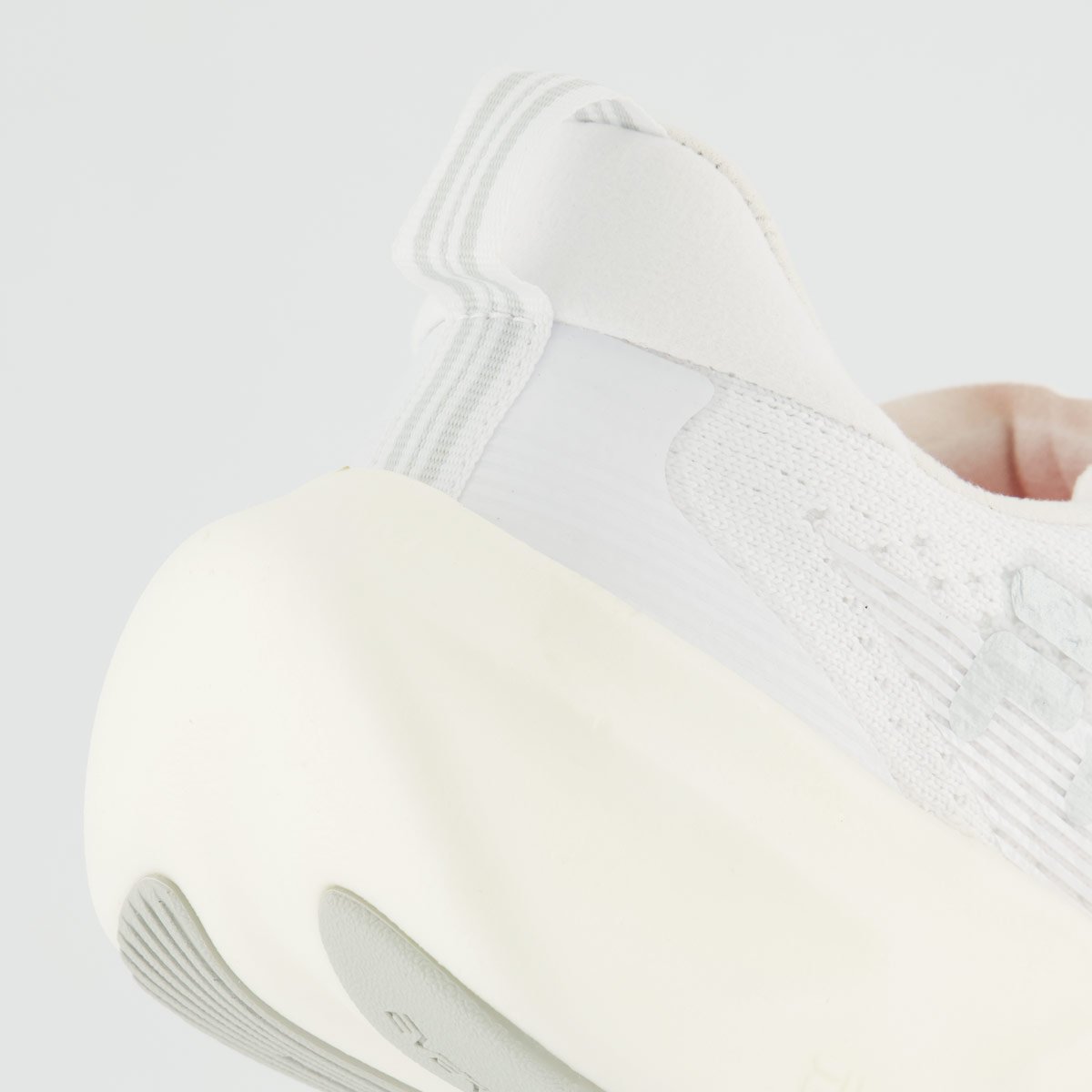 Tênis Fila Speedzone 2 Feminino Branco Branco 8