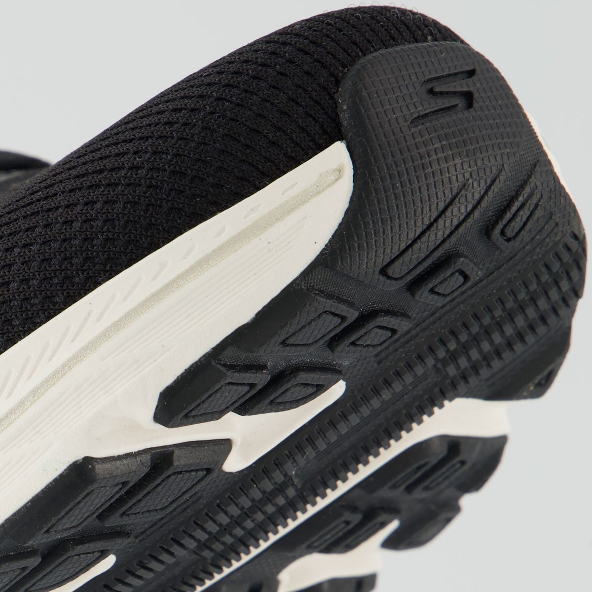 Tênis Skechers Go Run Consistent 3 Feminino Preto e Branco Branco 8