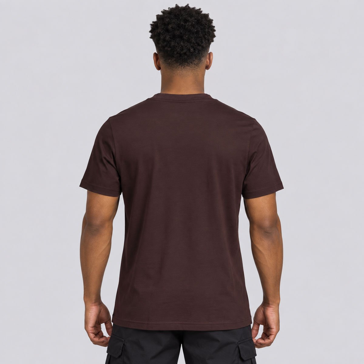 Camiseta Puma Ess 2 Color Small No.1 Logo Marrom Escuro Marrom 4