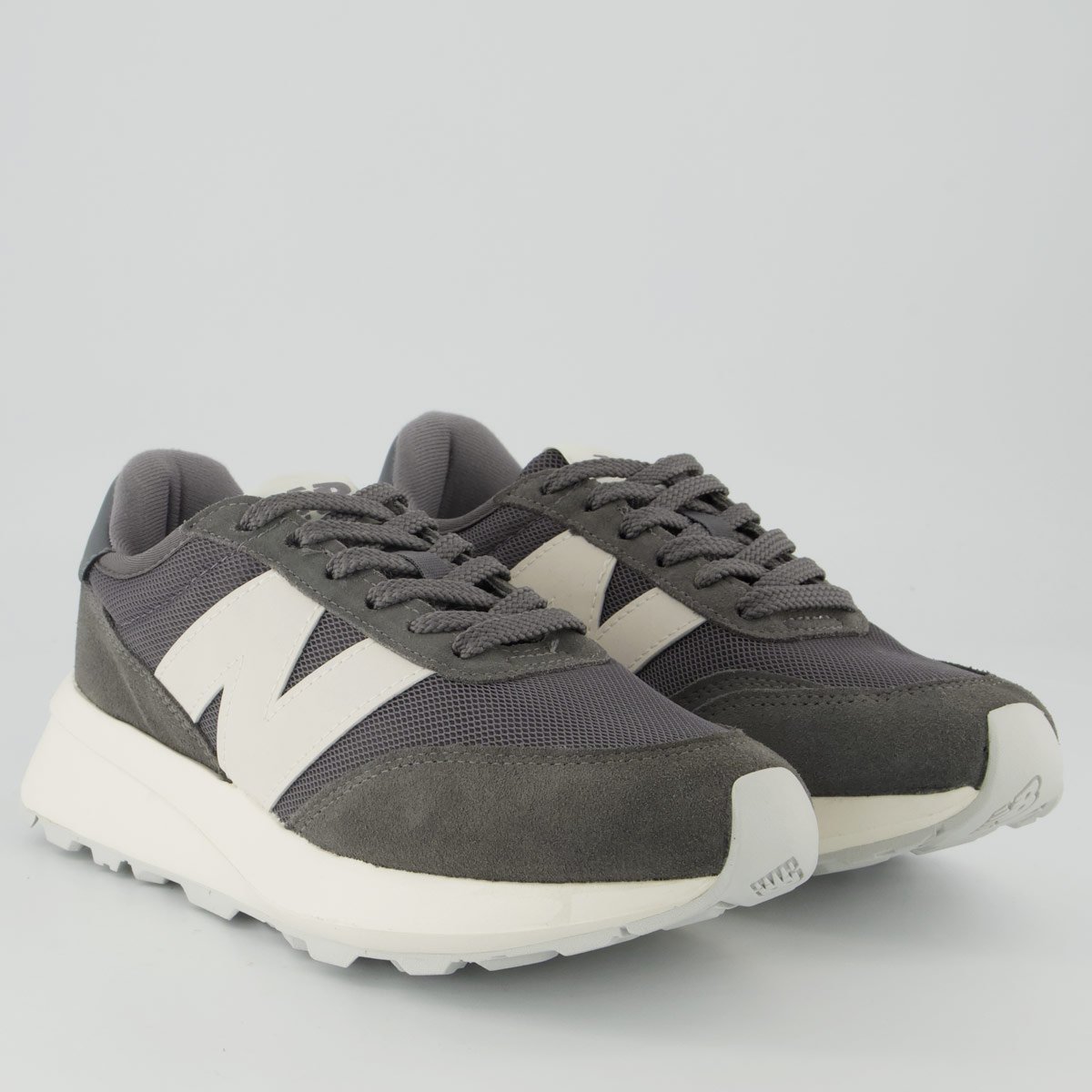 Tênis New Balance 370V1 Cinza Cinza 2