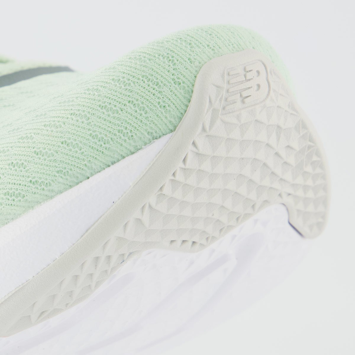 Tênis New Balance 413 V3 Feminino Verde Claro Verde 8