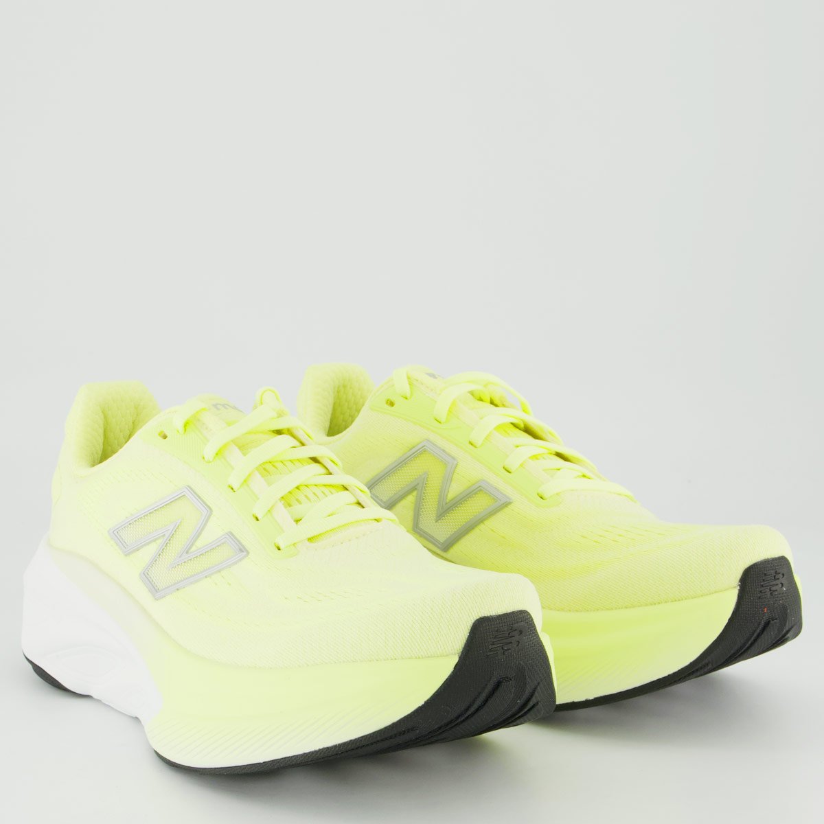 Tênis New Balance Fresh Foam X More V6 Feminino Verde Claro Verde 2