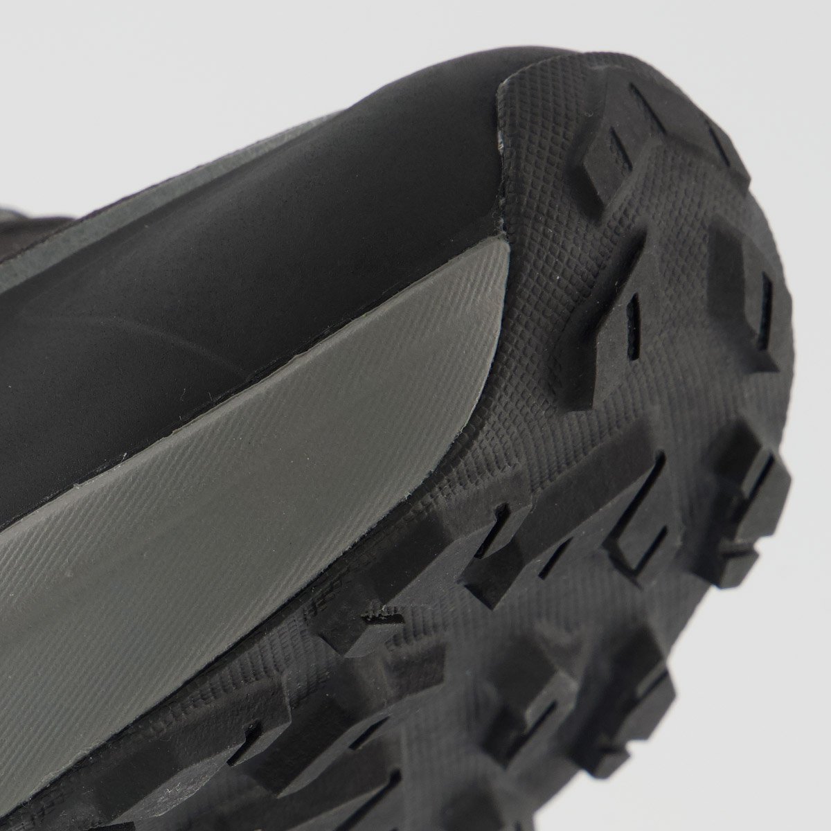 Bota The North Face Fastpack Mid WP Preta e Amarela