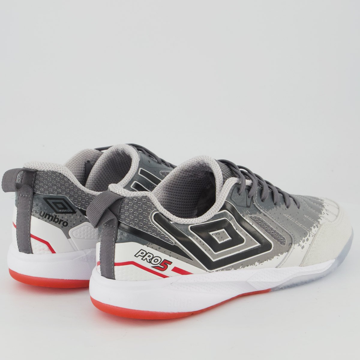 Chuteira Umbro Pro 5 Bump Shark Futsal Cinza e Branca Cinza 3