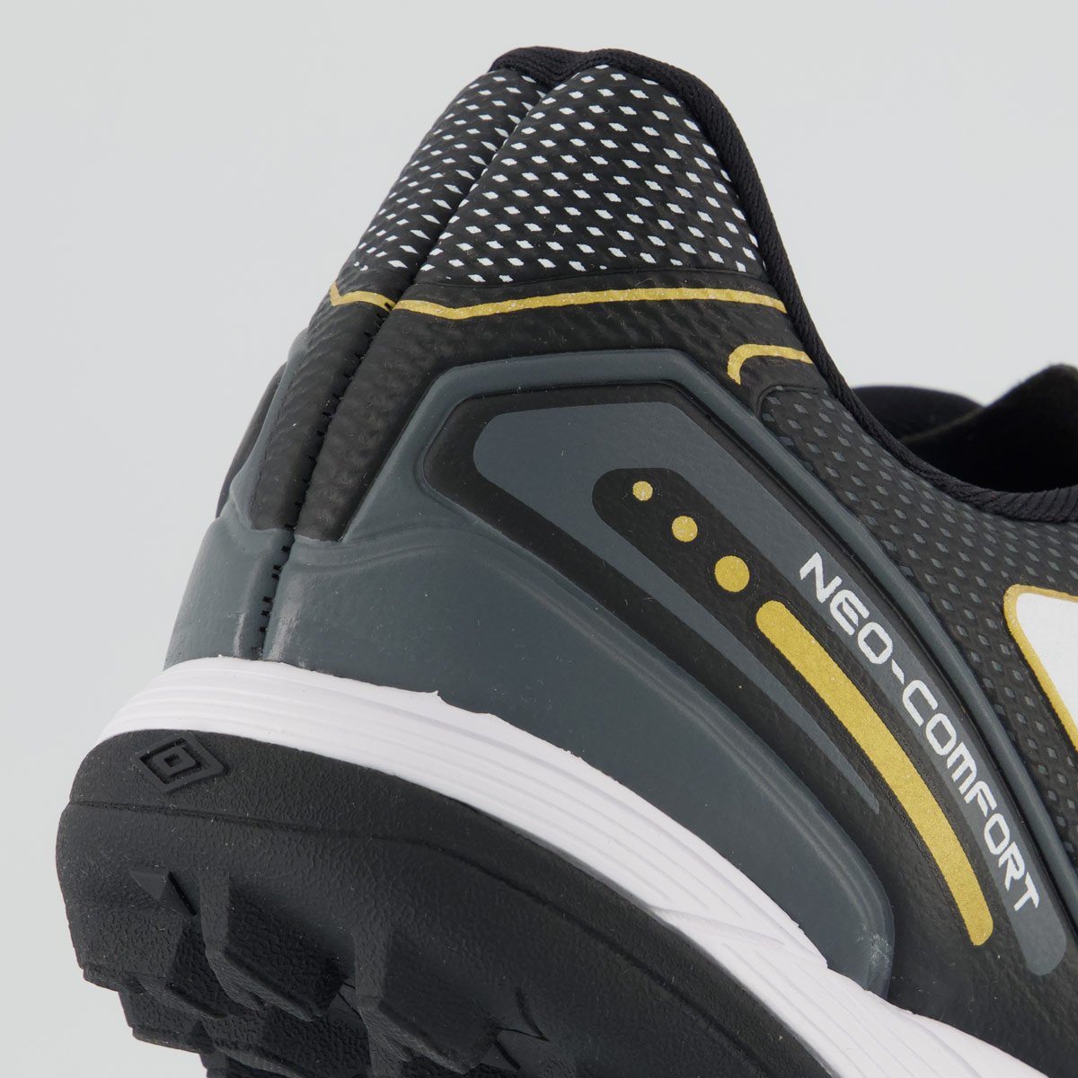 Chuteira Umbro Neo Comfort II Society Preto e Cinza Preto/Cinza 6