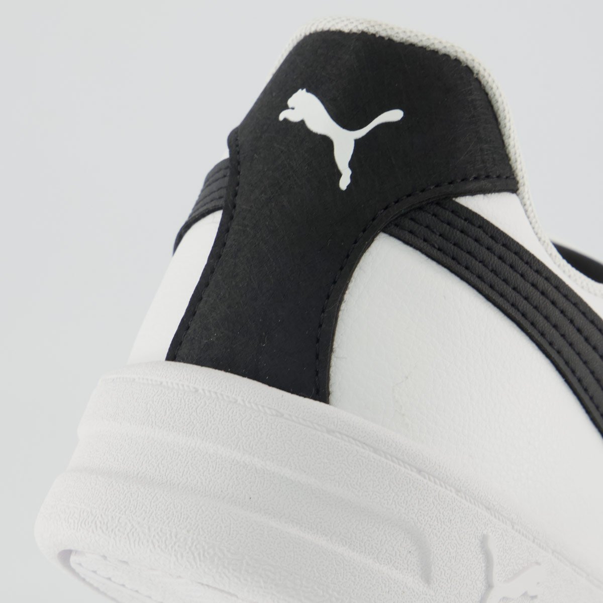 Tênis Puma Court Classic Clean BDP Branco e Preto Branco/Preto 6