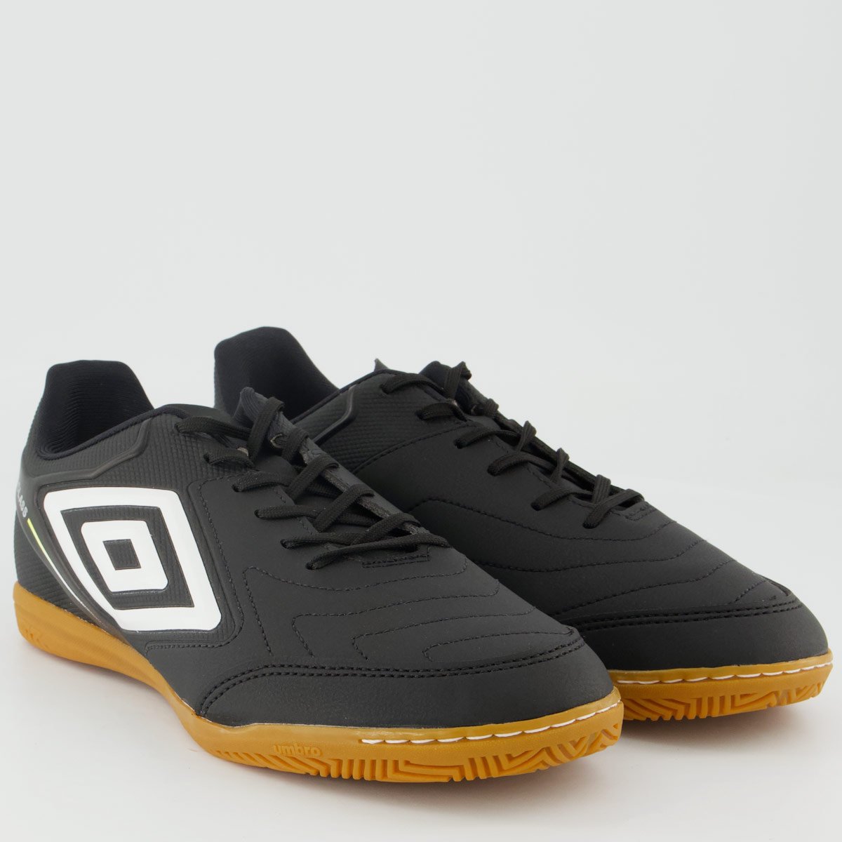 Chuteira Umbro Master Class Club Futsal Preta Preto 2