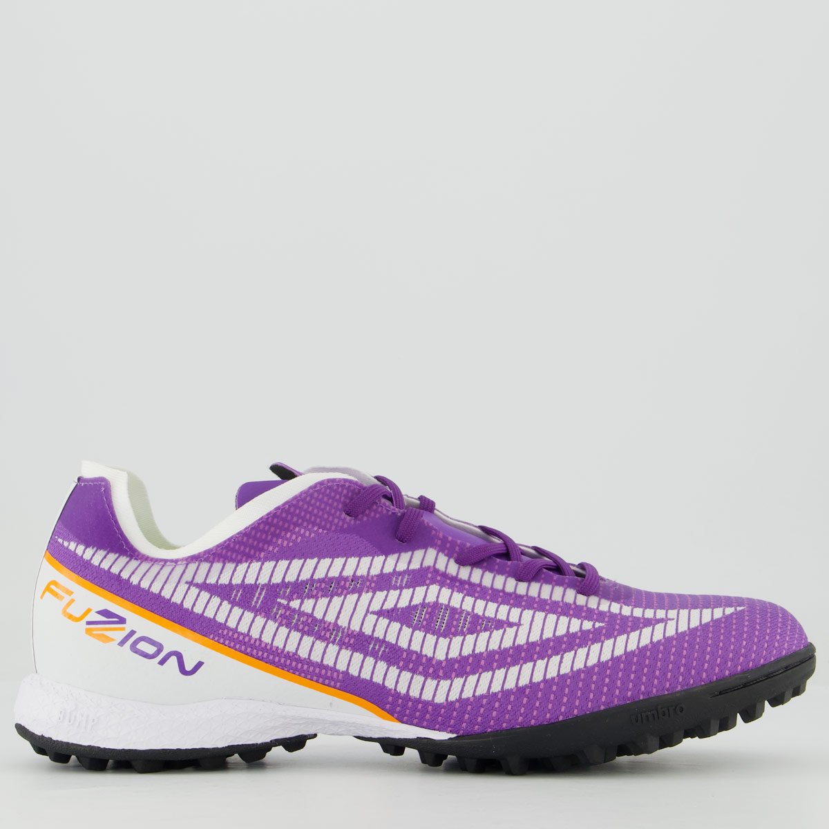 Chuteira Umbro Fuzion II Society Roxa e Branca