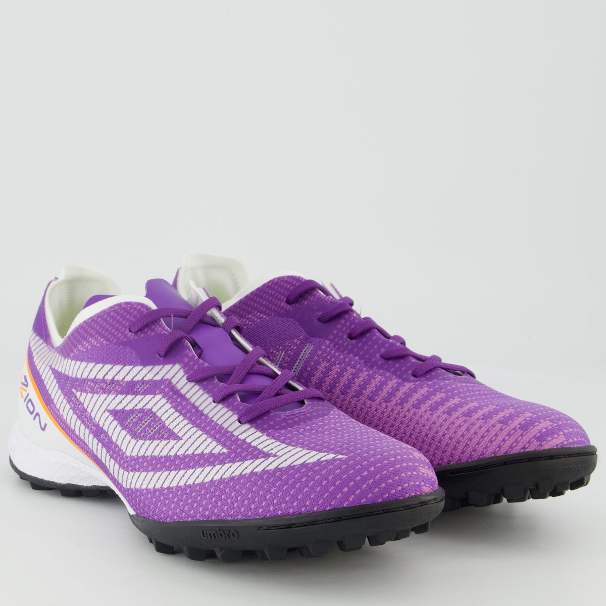 Chuteira Umbro Fuzion II Society Roxa e Branca Roxo/Branco 2