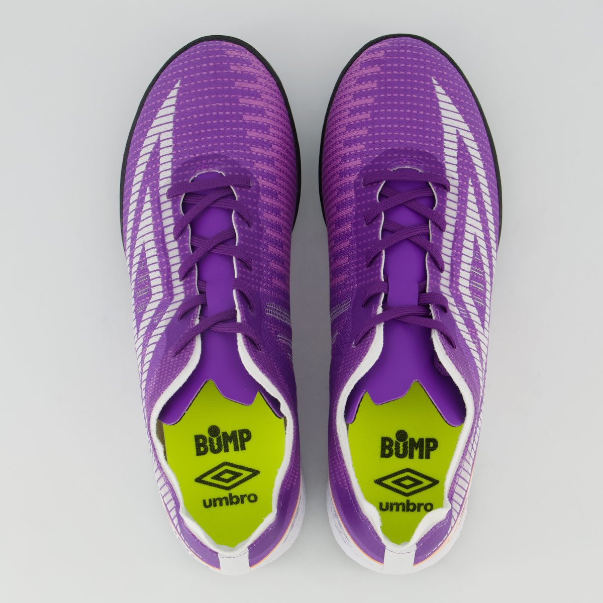 Chuteira Umbro Fuzion II Society Roxa e Branca Roxo/Branco 4