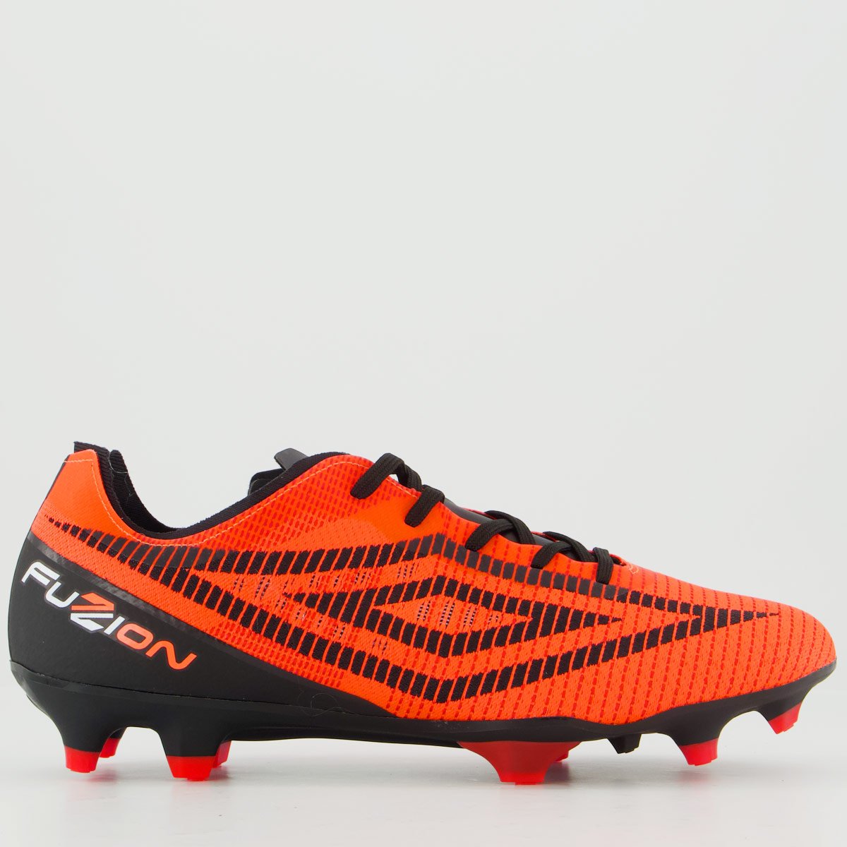 Chuteira Umbro Fuzion II Campo Vermelha e Preta