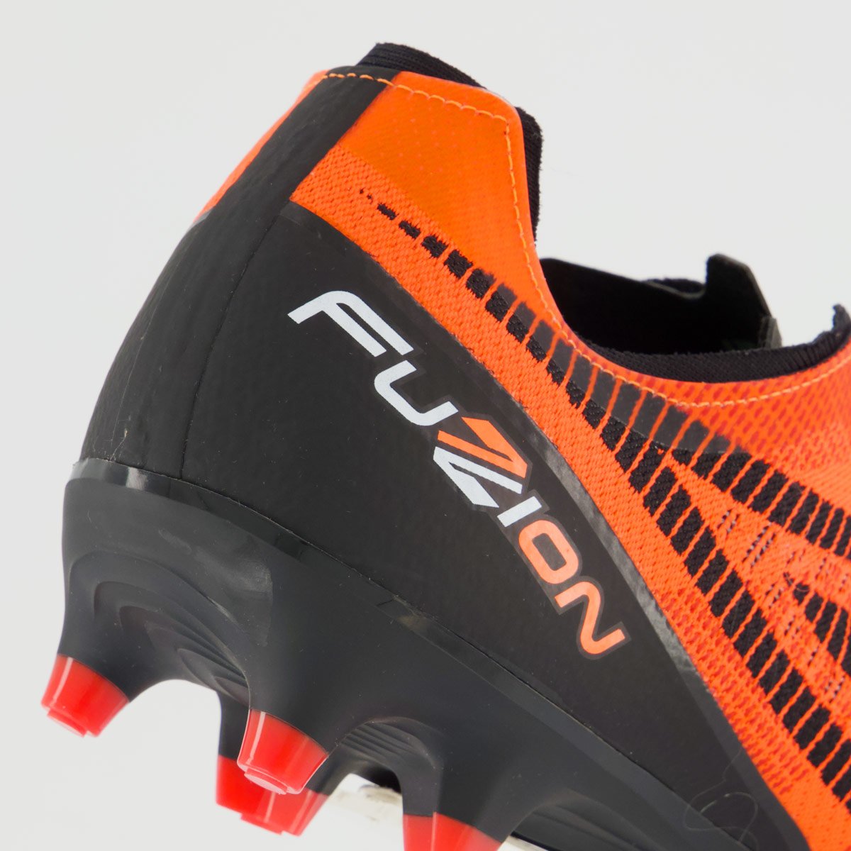 Chuteira Umbro Fuzion II Campo Vermelha e Preta Vermelho/Preto 6