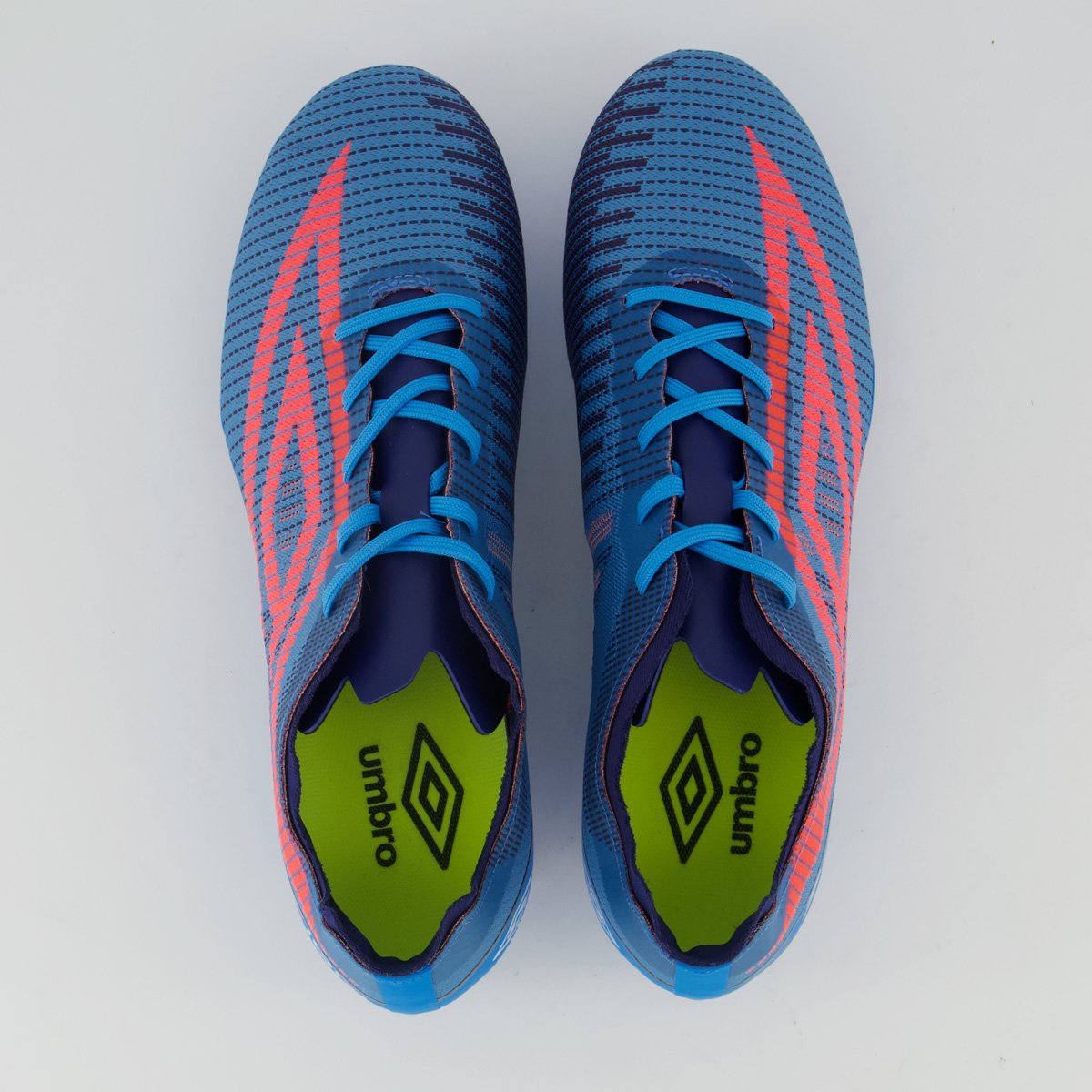 Chuteira Umbro Fuzion II Campo Azul e Rosa Azul/Rosa 4