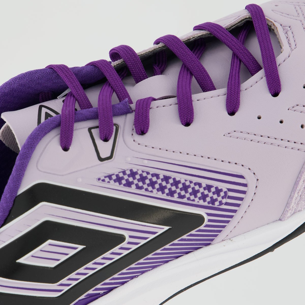 Chuteira Umbro Pro 5 Bump Club II Society Lilás e Preta Lilás/Preto 7