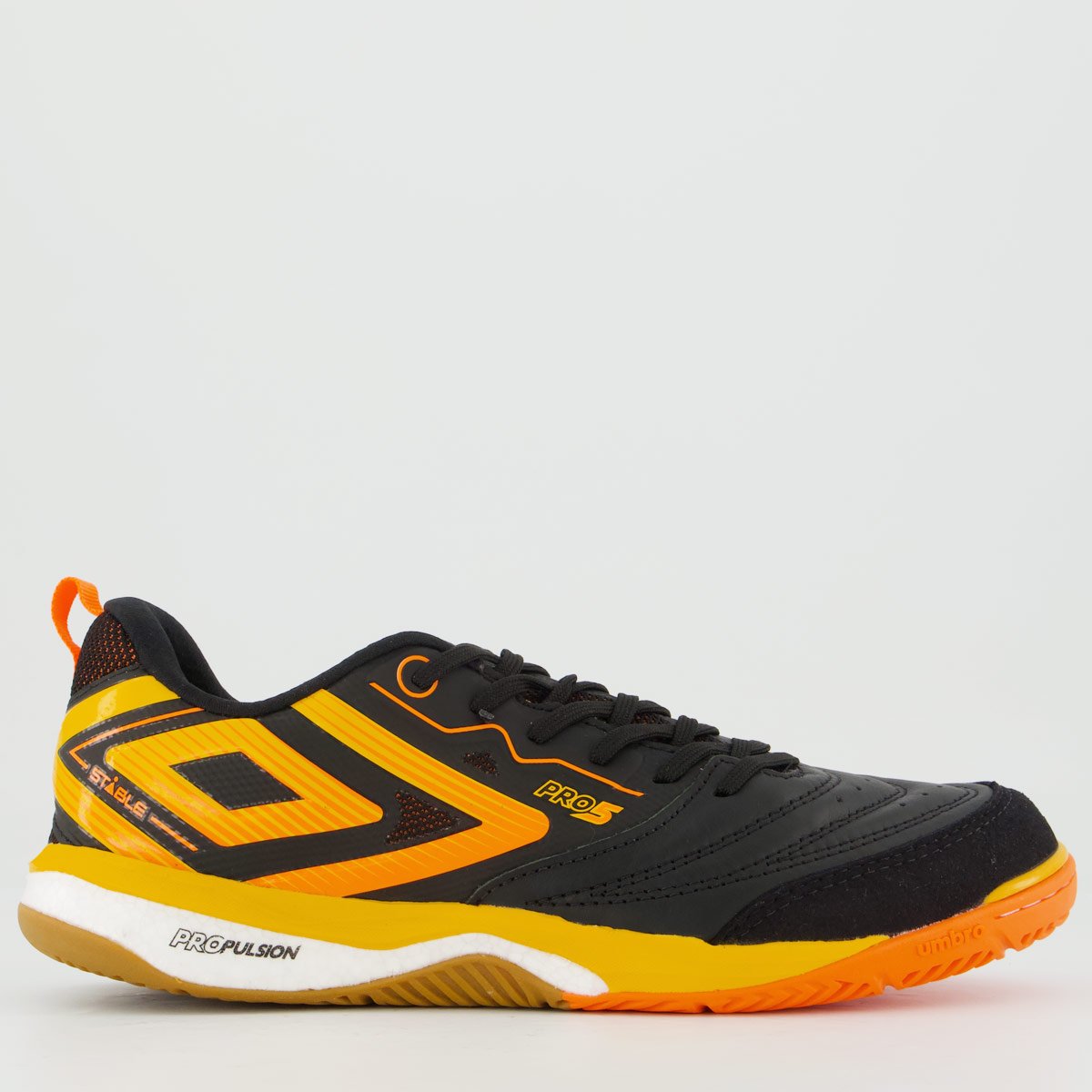 Chuteira Umbro Pro 5 Stable Futsal Preta e Laranja