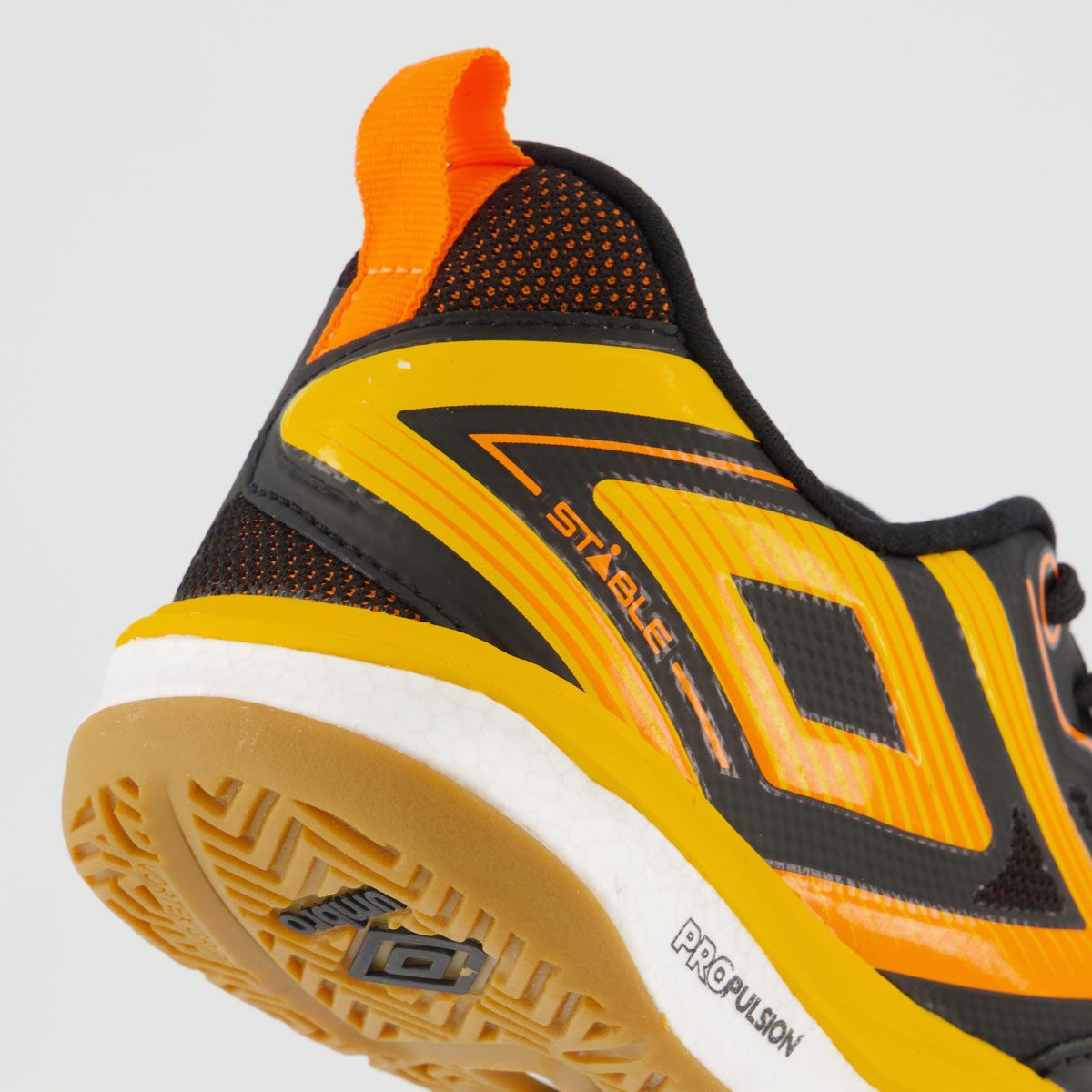 Chuteira Umbro Pro 5 Stable Futsal Preta e Laranja Preto/Laranja 6