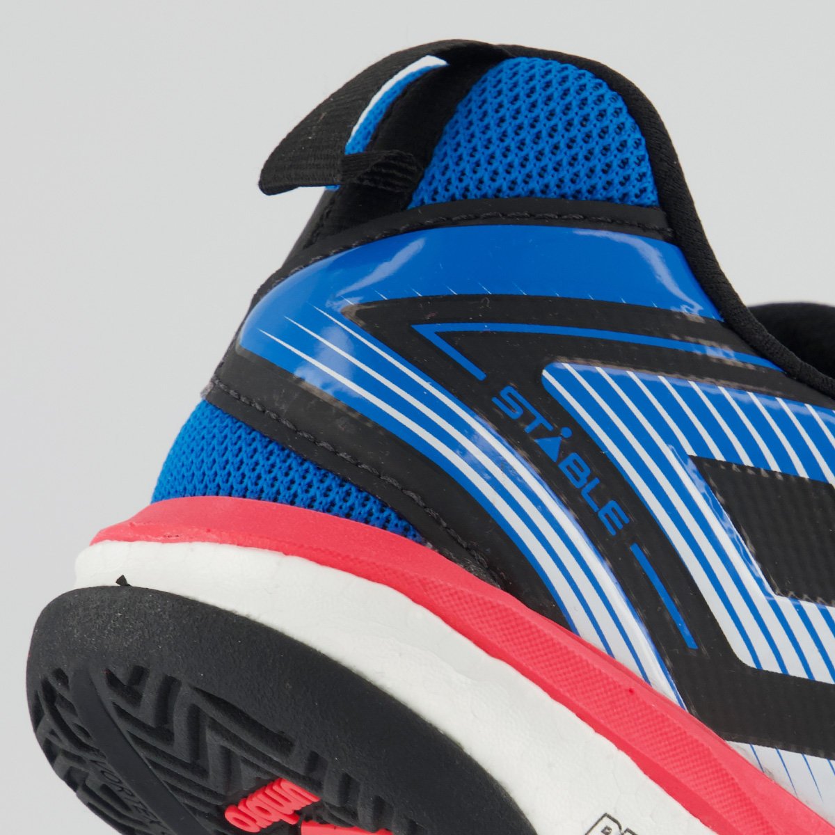 Chuteira Umbro Pro 5 Stable Futsal Rosa e Azul Rosa/Azul 6
