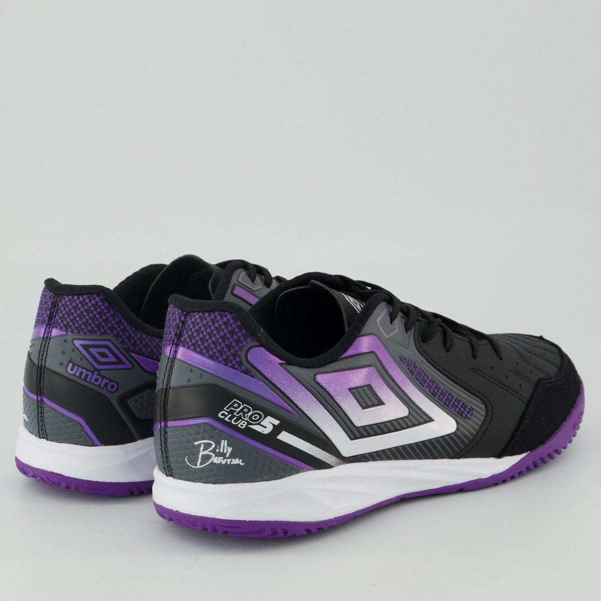 Chuteira Umbro Pro 5 Bump Club Futsal Preta e Branco Preto/Branco 3