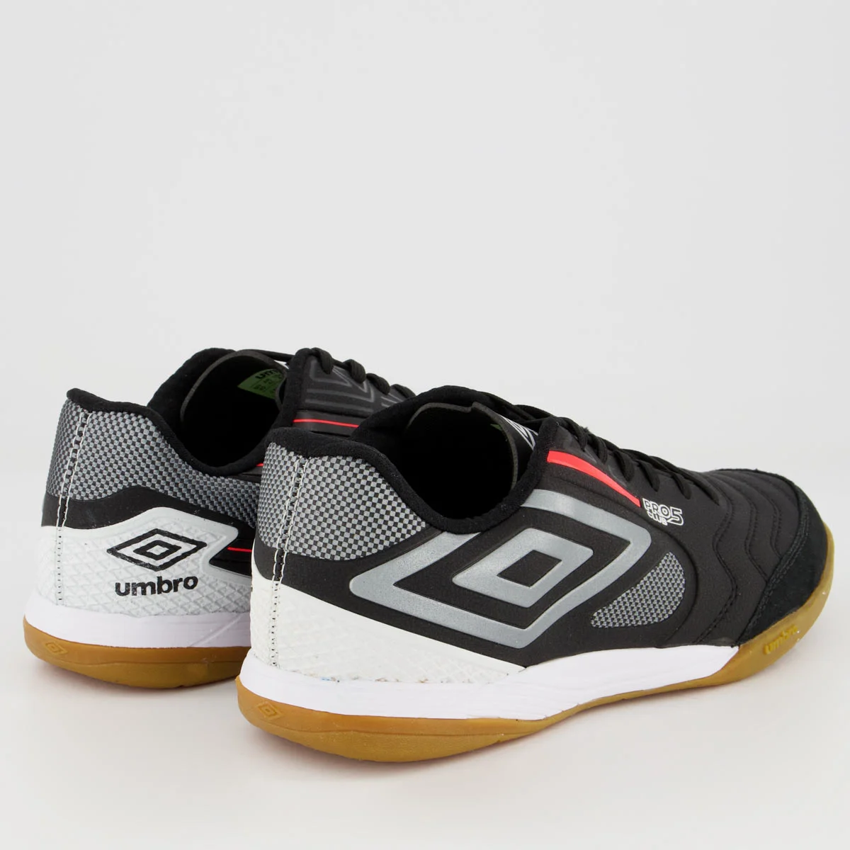 Chuteira Umbro Pro 5 Bump Club Futsal Preta Preto 3
