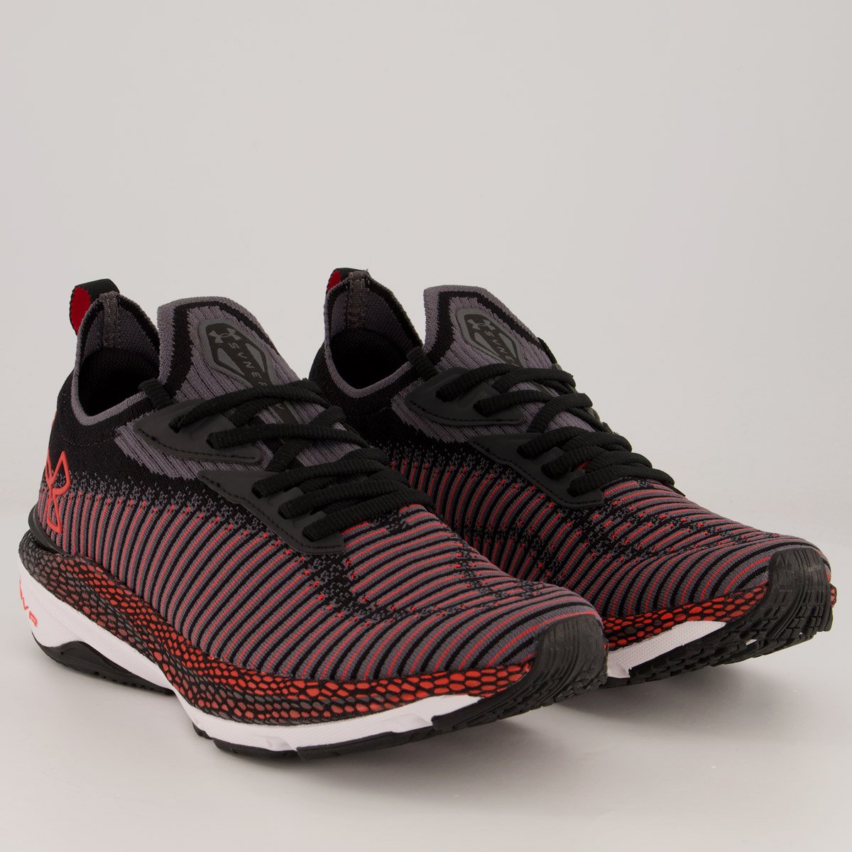 Tênis Under Armour HOVR Synergy Preto e Laranja Preto/Laranja 2