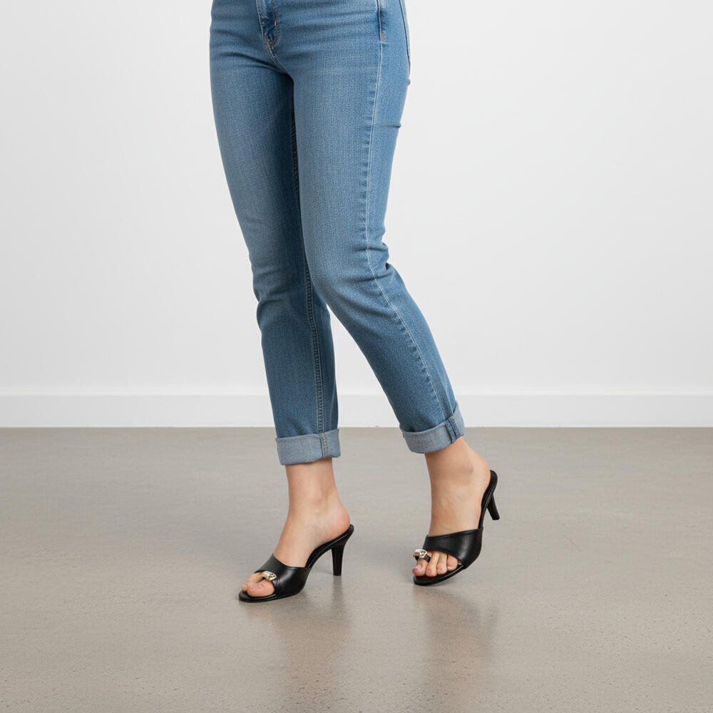 TAMANCO FEMININO SALTO FINO VIA MARTE 154034 Preto 2