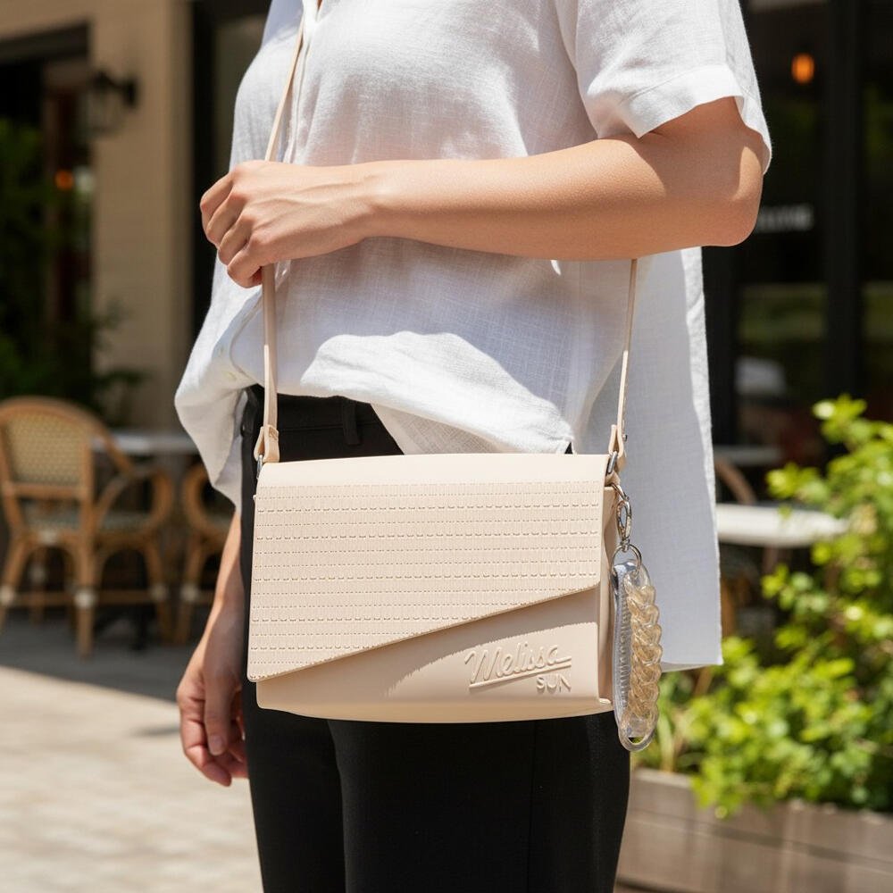 MELISSA HEART LOVER KEYRING 34434 Cinza/Dourado 2