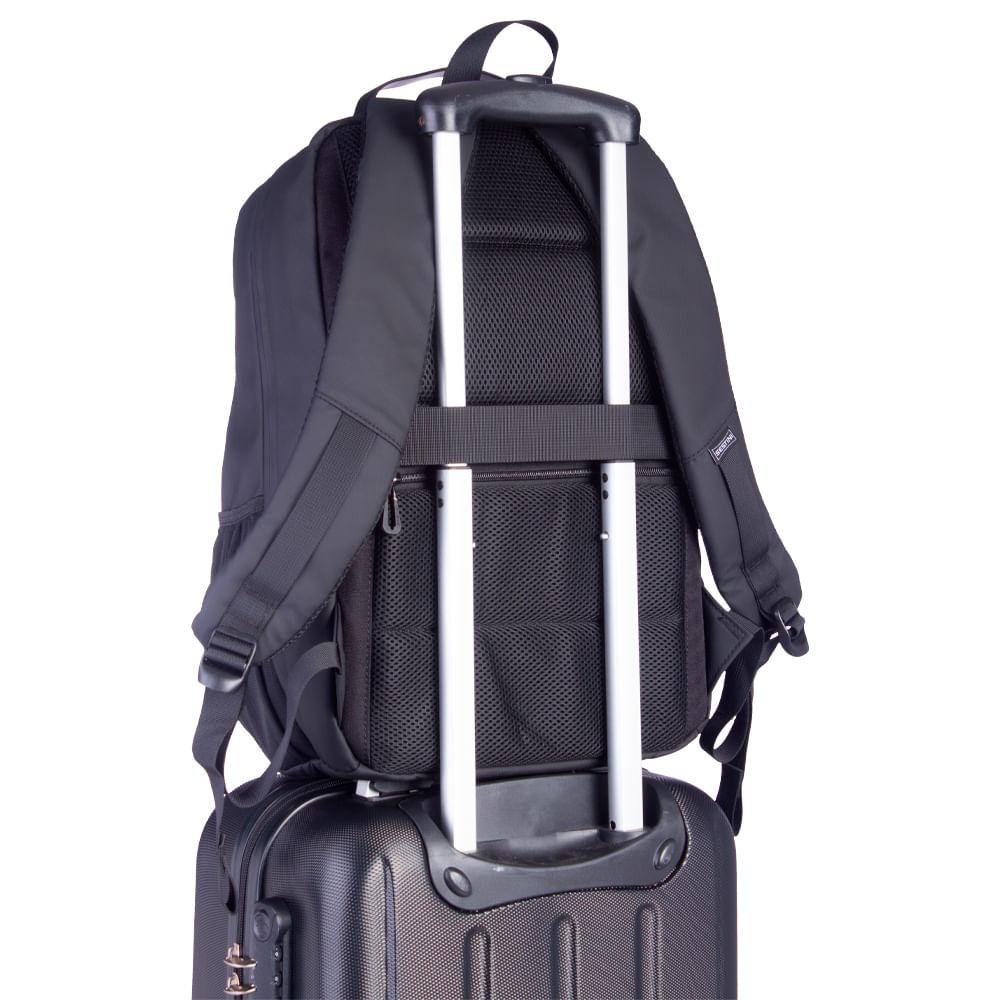 Mochila Slim Dry - Preto Preto 9