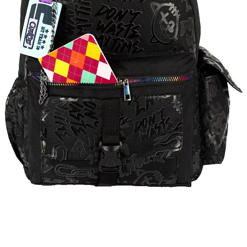 Mochila Capricho Generation - Preto Preto 7