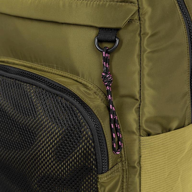 Mochila Grande Capricho Academy Verde - Militar Verde 9