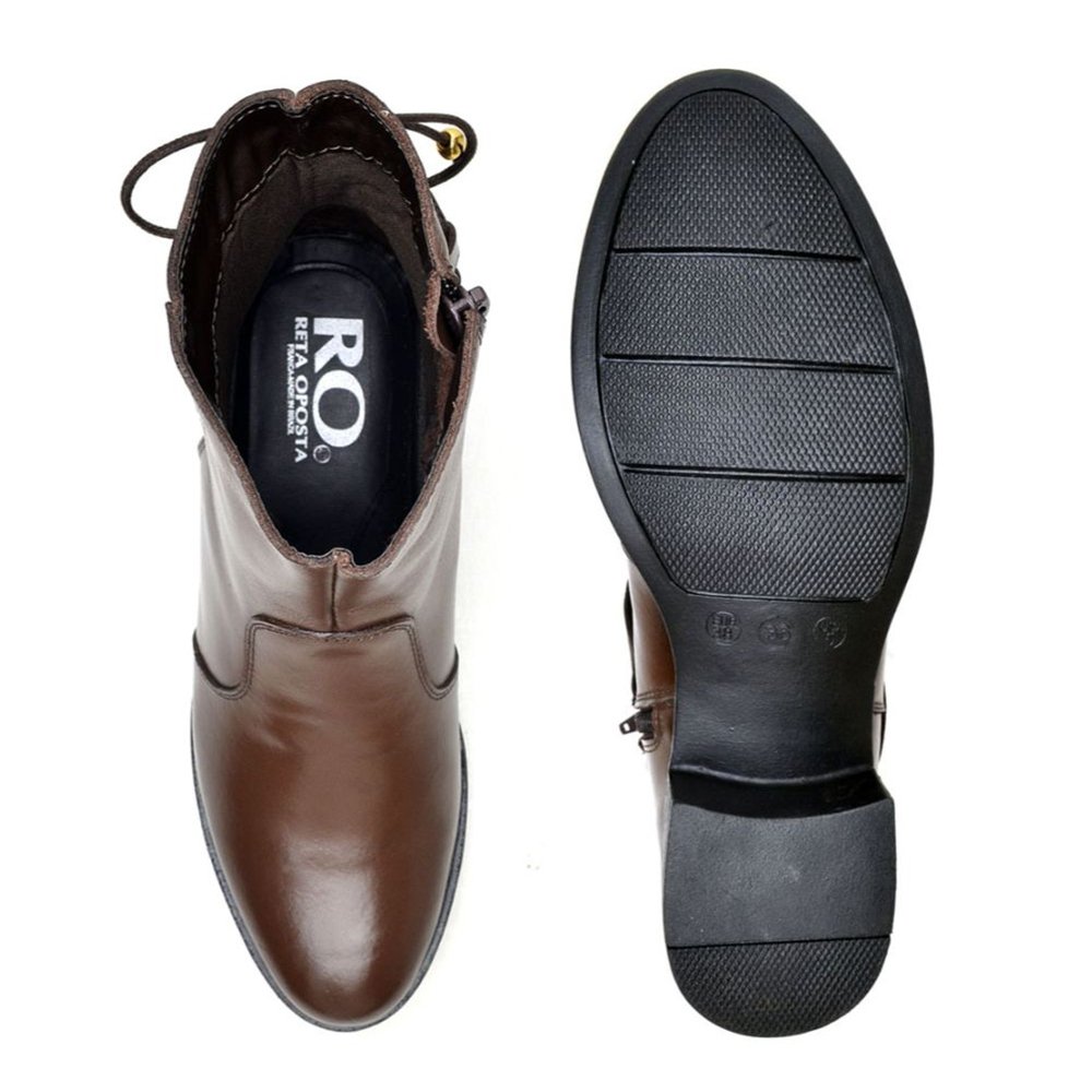 Bota Cano Curto Reta Oposta de Couro Bico Redondo com Detalhe Amarração Marrom 4