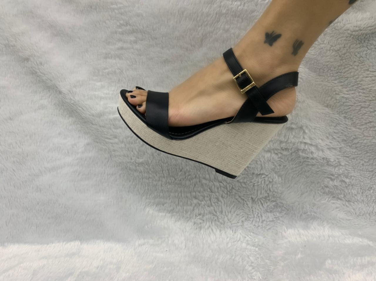 Sandália Feminina Vizzano Anabela Plataforma Preto 4