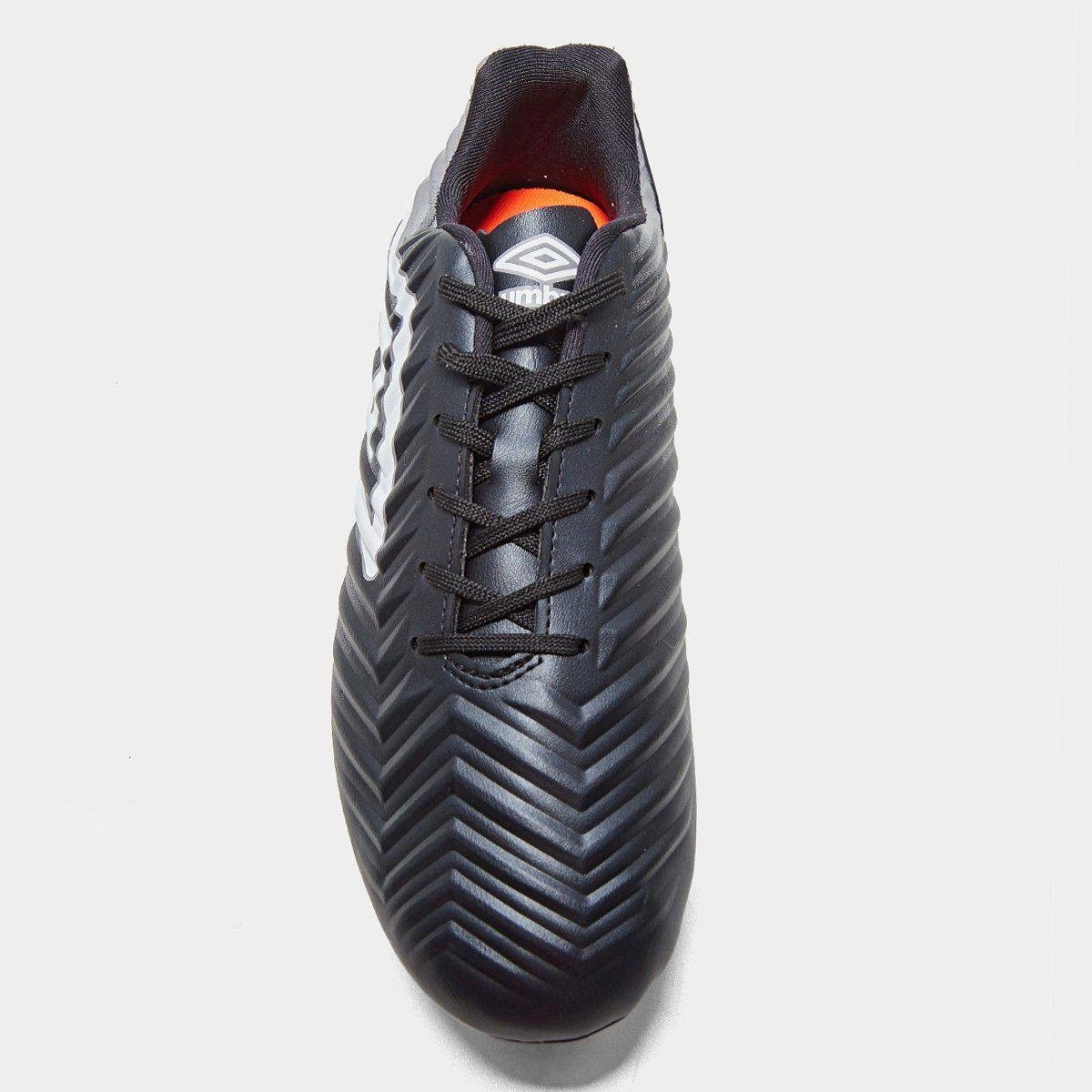 Chuteira Campo Umbro Fifty V Cinza 4