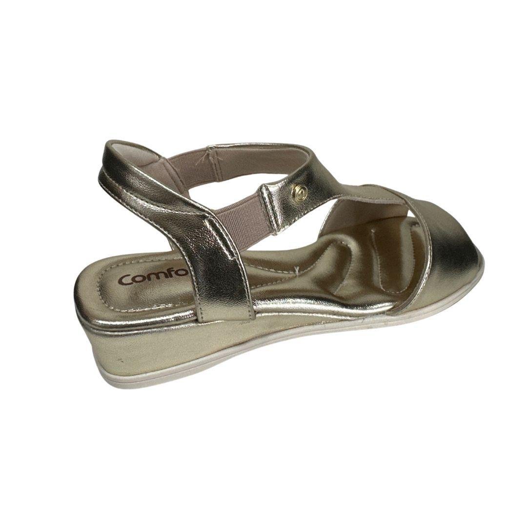 Sandália Feminina Comfortflex Conforto Anabela Dourado 4