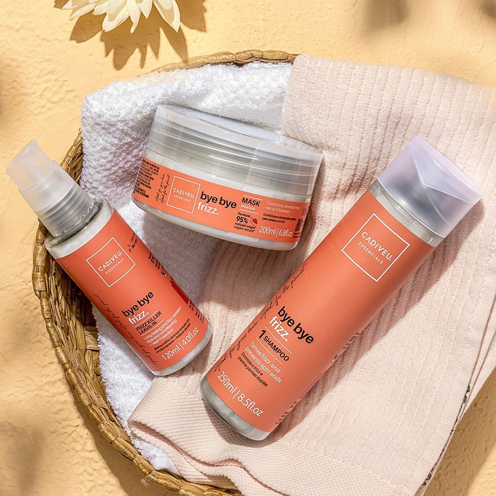 Kit Cadiveu Professional Bye Bye Frizz Shampoo Condicionador e Leave-in (3 produtos) ÚNICO 2