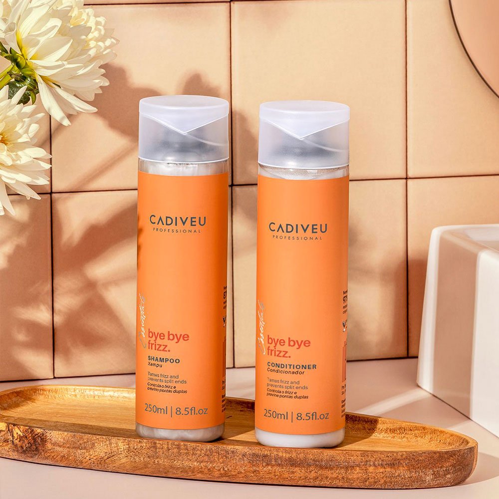 Kit Cadiveu Professional Bye Bye Frizz Shampoo Extra e Condicionador (3 produtos) ÚNICO 2