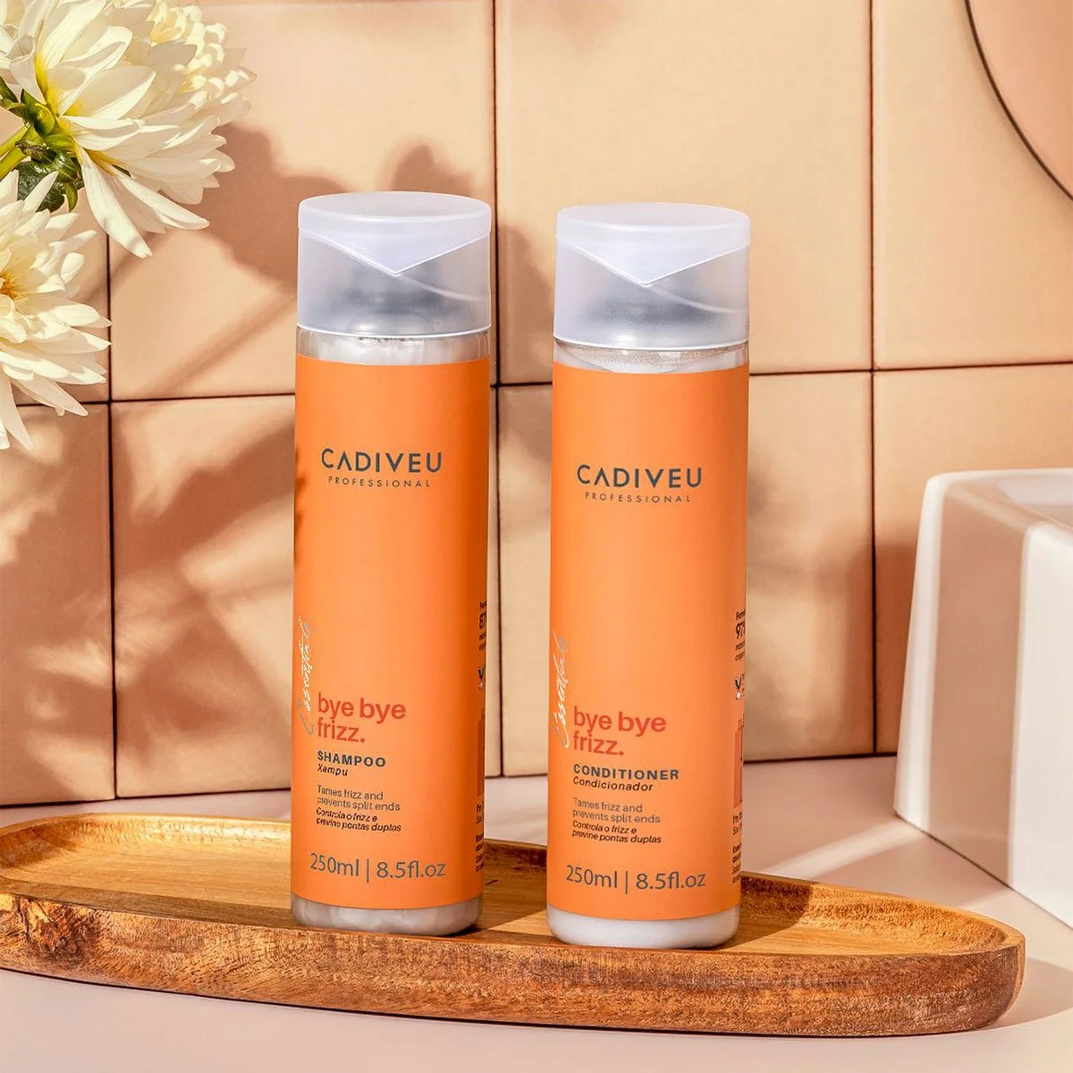 Kit Cadiveu Professional Bye Bye Frizz Shampoo Condicionador e Acai Oil (3 produtos) ÚNICO 2