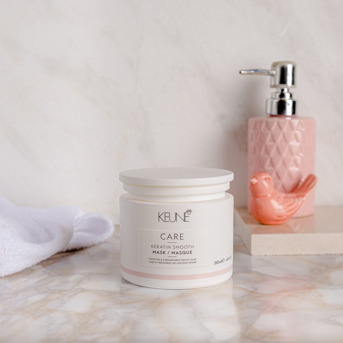 Kit Keune Care Keratin Smooth Shampoo Mascara e Lumi Coat Finalizador (3 produtos) ÚNICO 3