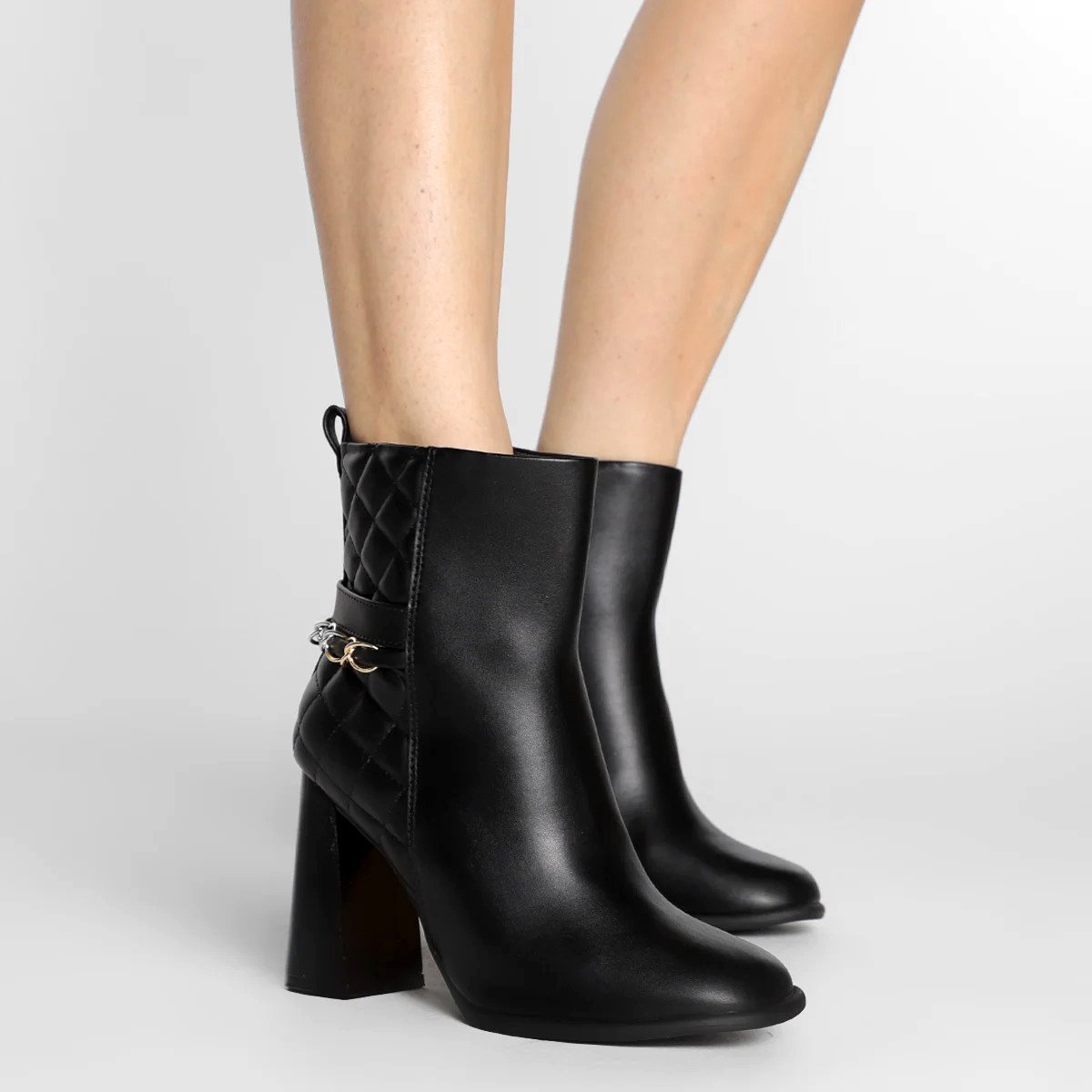Bota Cano Curto Vizzano Matelassê Salto Alto Feminina - Preto Preto 6