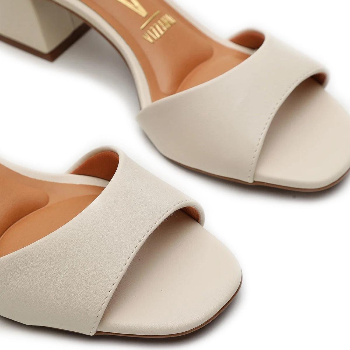 Sandália Vizzano Salto Bloco Detalhe Dourado - Cinza Cinza 3