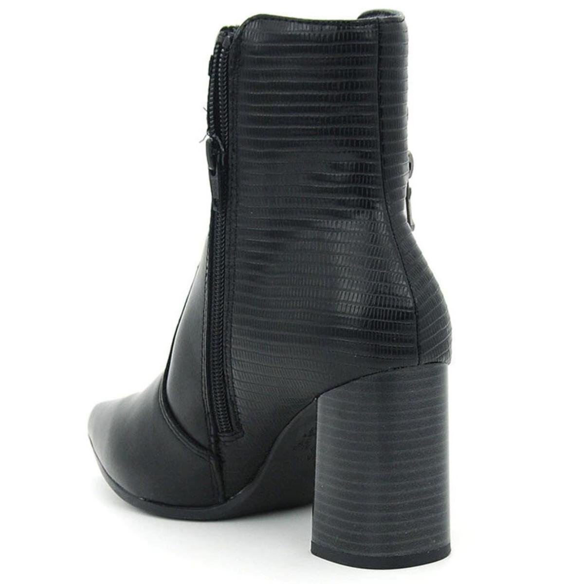 Bota Ramarim Cano Curto Tachas Feminina - Preto Preto 4