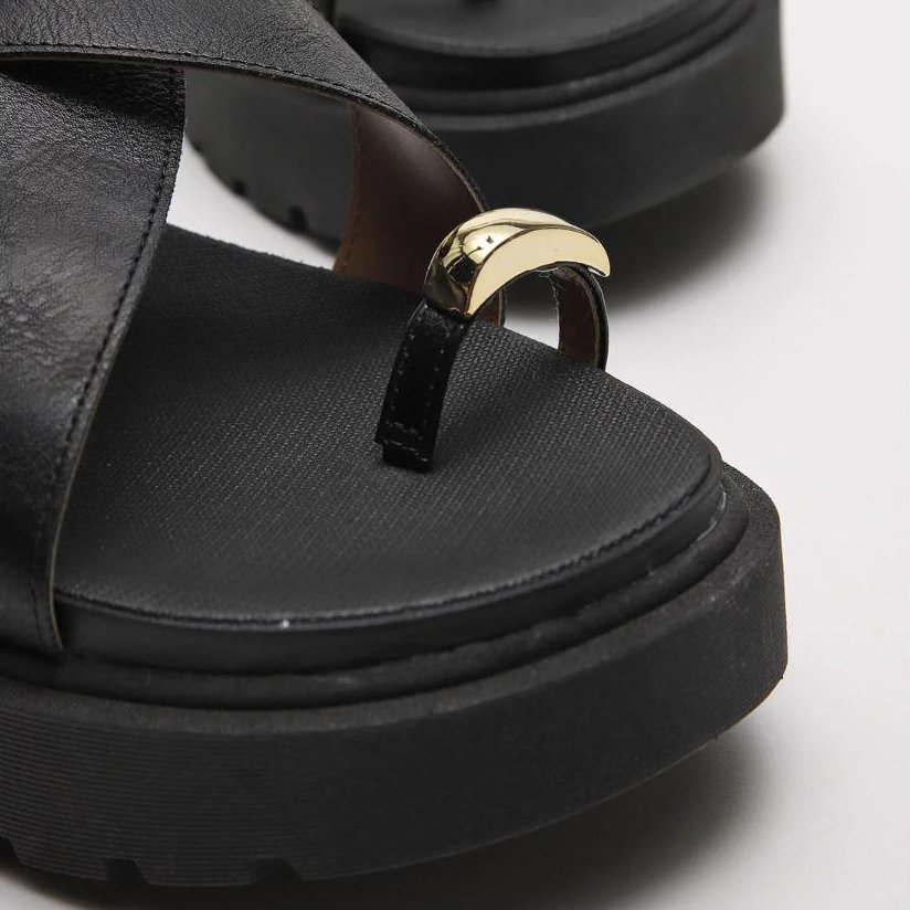 Sandália Vizzano Plataforma Tiras Cruzadas Feminina - Preto Preto 3