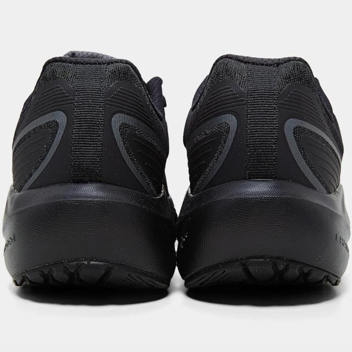 Tênis Under Armour Ch. Wing 2 Unissex - Preto e Chumbo Preto/Chumbo 7