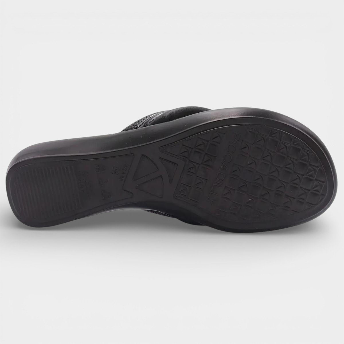 Chinelo Anabela Piccadilly Detalhe Dourado Feminino - Preto Preto 5