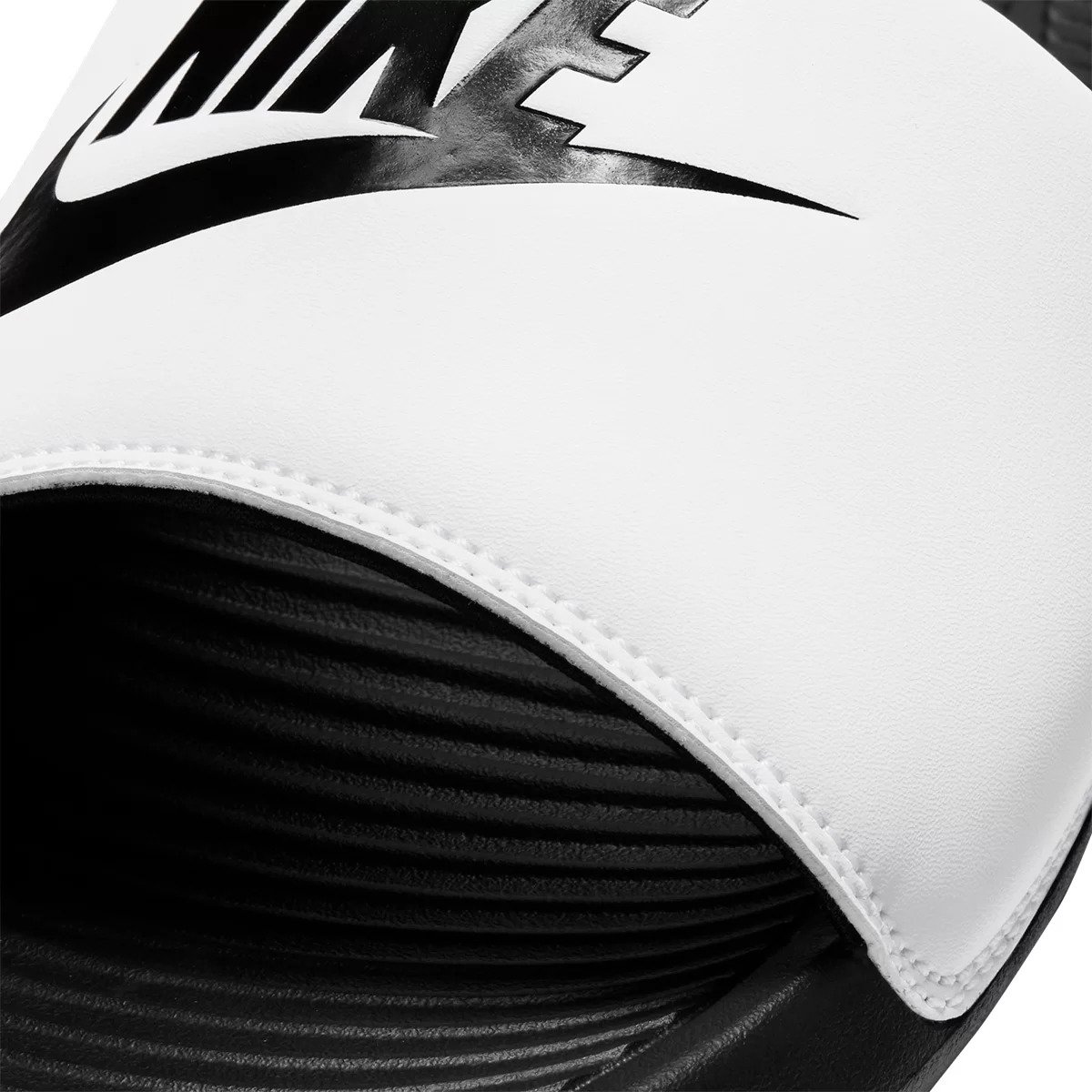 Chinelo Slide Nike Victory Masculino - Preto e Branco Branco 3