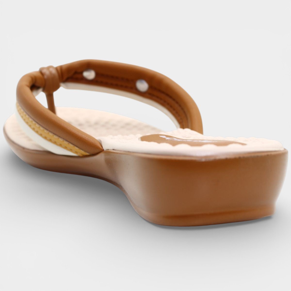 Chinelo Anabela Piccadilly Detalhe Dourado Feminino - Caramelo Marrom 4