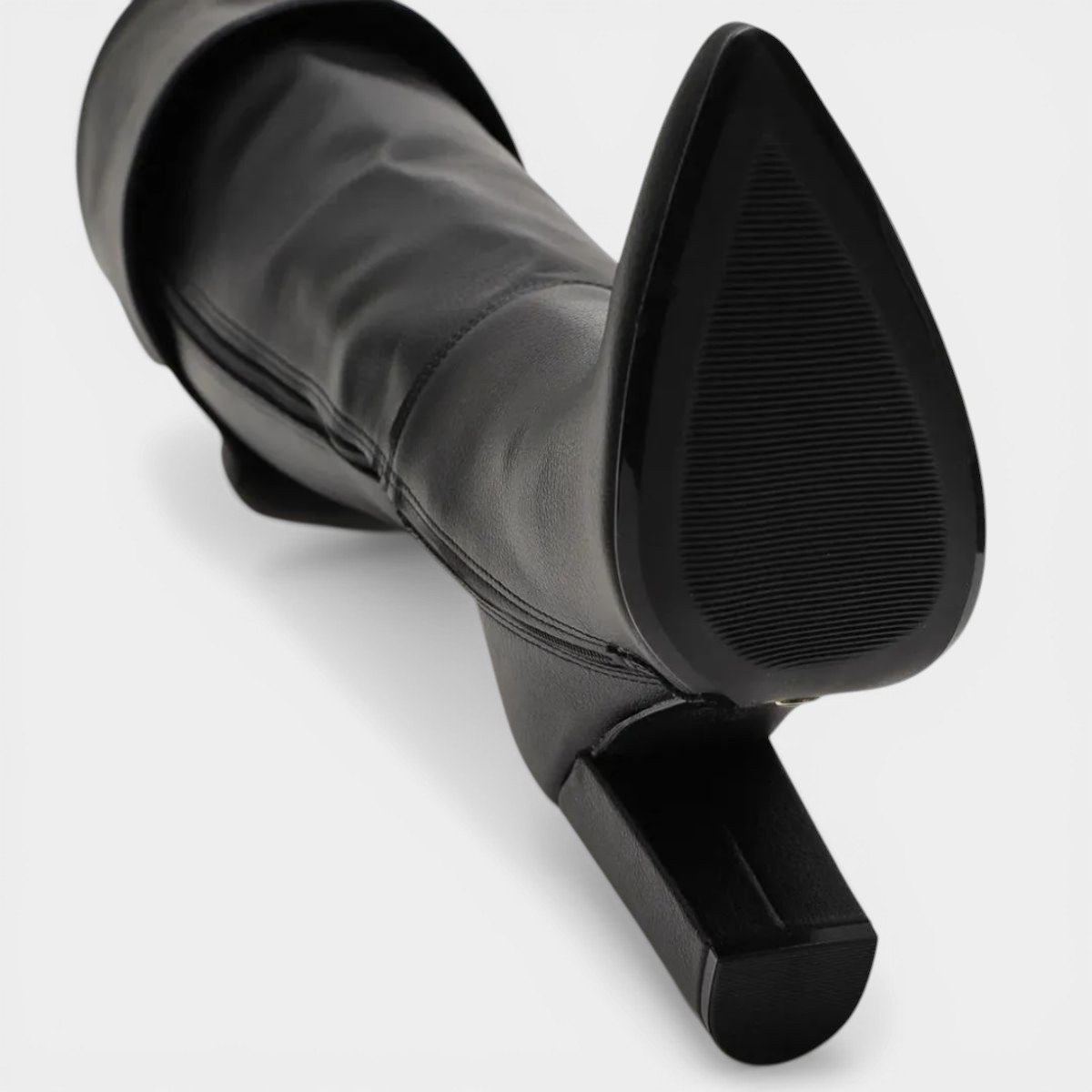 Bota Vizzano Over Cano Alto Feminina - Preto Preto 5